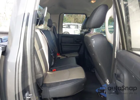 2010 Dodge Ram 1500 St z USA, uszkodzony, nr VIN 1D7RB1GP2AS164971